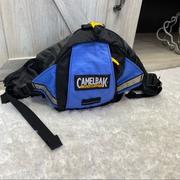 CamelBak Flashflo Waist Fanny Pack Belt Bag Unisex Ladies Men's - Picture 3 of 10